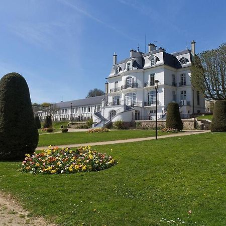 アティス・モンスF4 - Duplex Spacieux Proche D'Orlyアパートメント エクステリア 写真